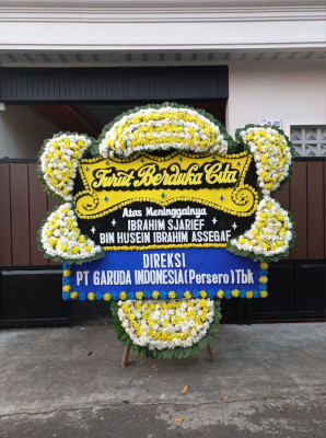 Papan Bunga Duka di Lola